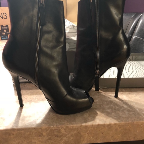 Alexander McQueen Shoes - Alexander McQueen Bootie